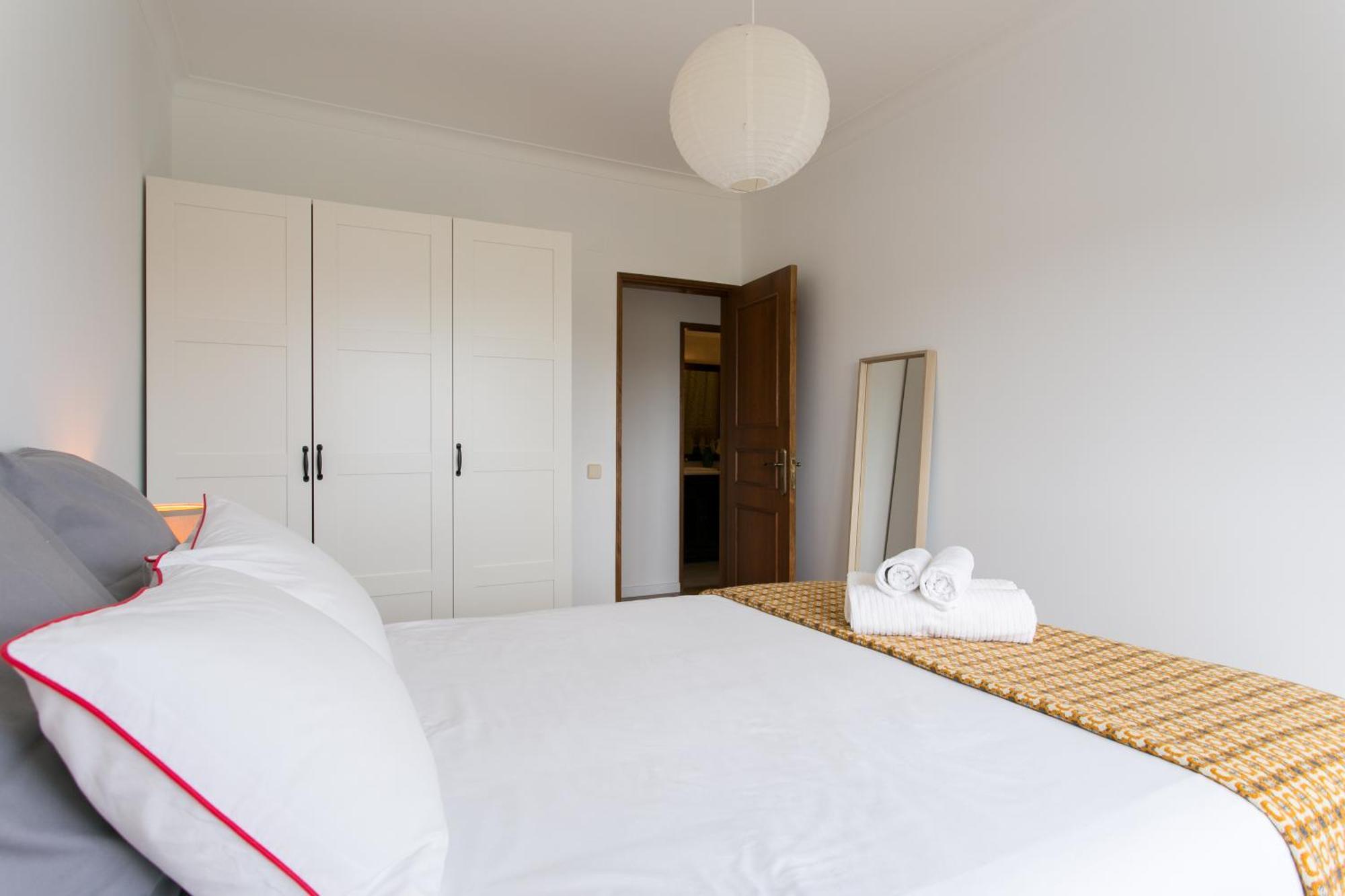 Apartamento Central Setubal Sossegado E Com Luz Exterior photo